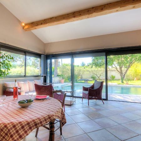 Holiday Home Bezert Carpentras Buitenkant foto