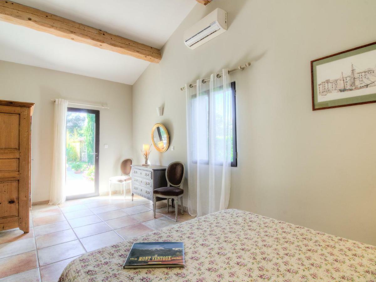 Holiday Home Bezert Carpentras Buitenkant foto