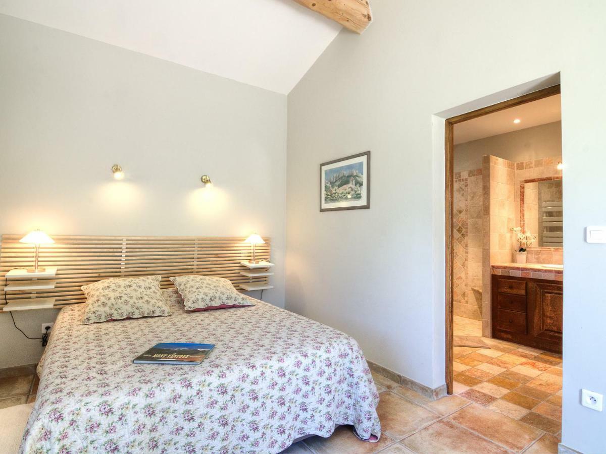 Holiday Home Bezert Carpentras Buitenkant foto