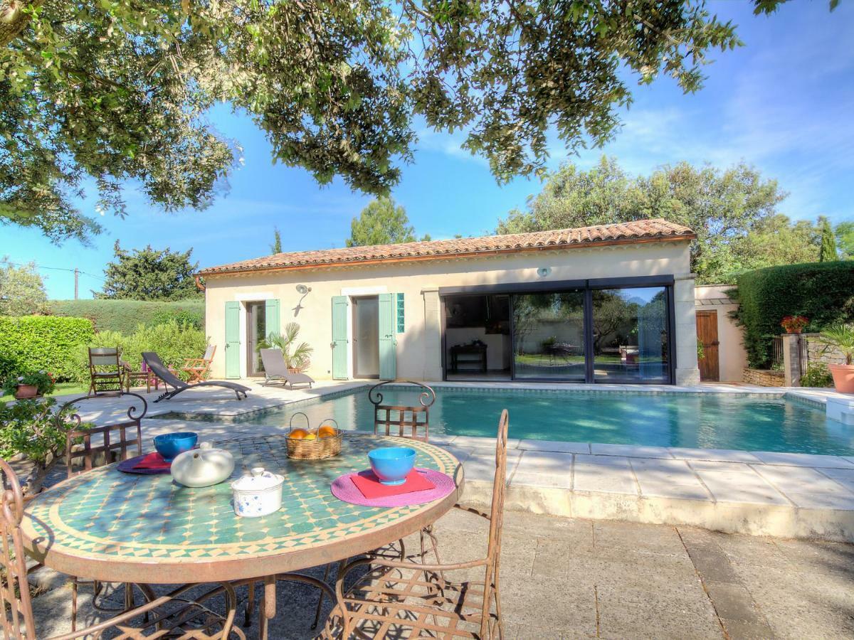 Holiday Home Bezert Carpentras Buitenkant foto